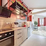 Appartement Grand T3 Centre Jaude 6 Personnes *